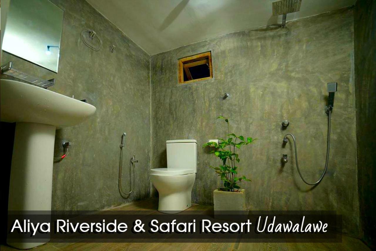 Aliya Riverside & Safari Resort Udawalawe Buitenkant foto