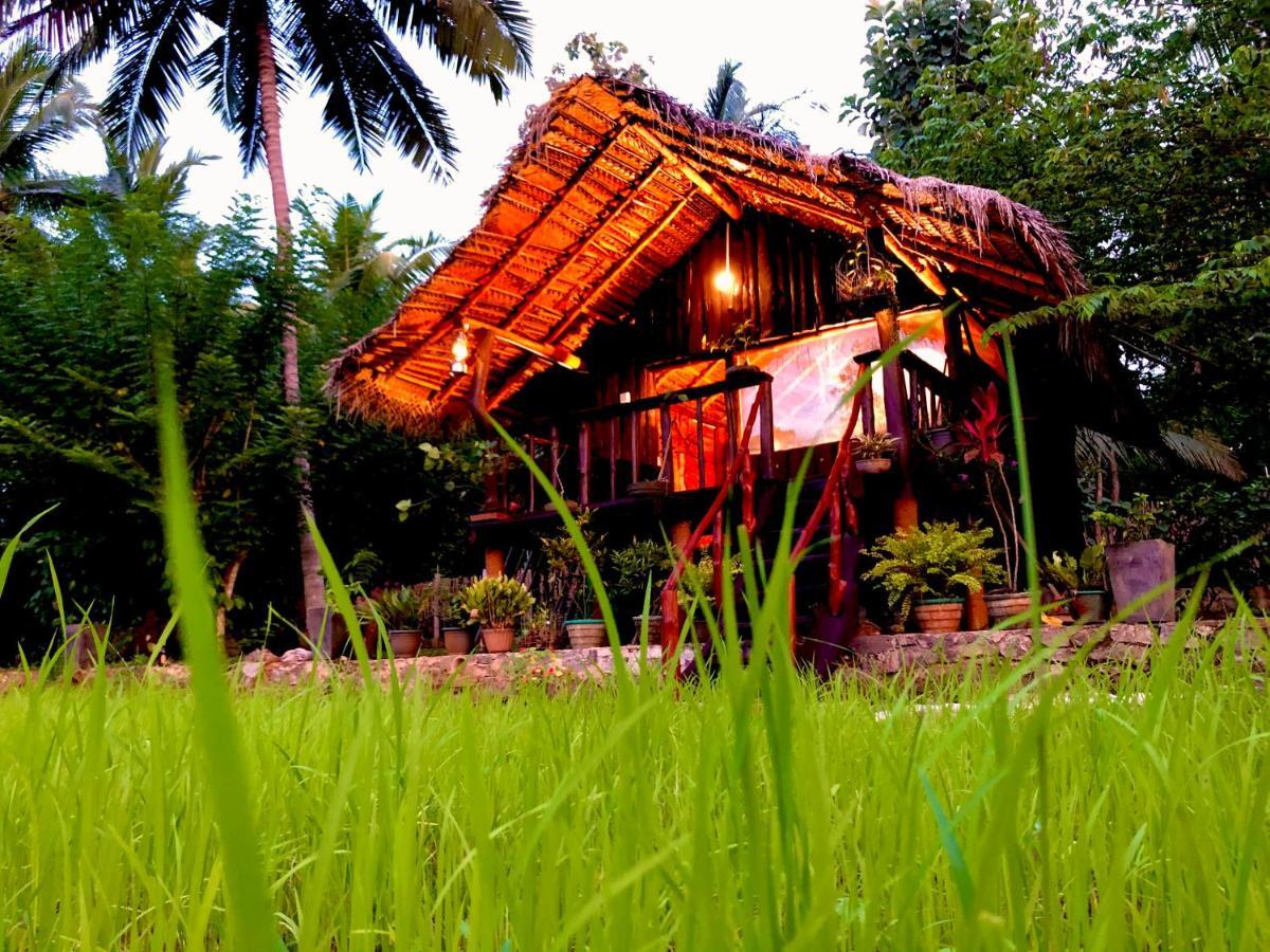Aliya Riverside & Safari Resort Udawalawe Buitenkant foto